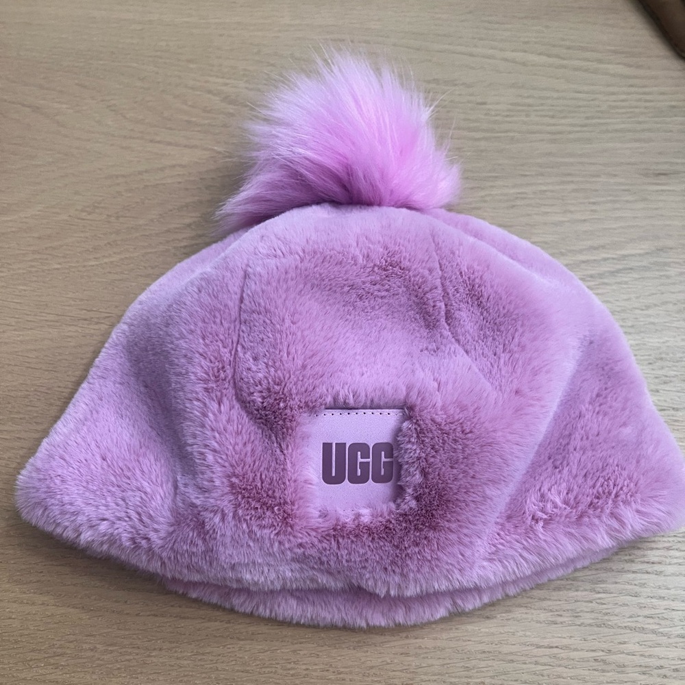 NEW* UGG WOMENS FAUX FUR FLEECE BEANIE WITH POM POM & MITTENS ROSE QUARTZ